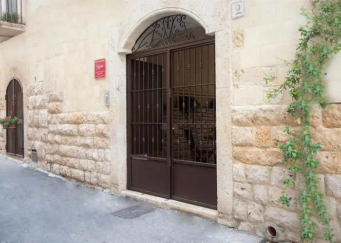 Bed & Breakfast Malandrì 4*