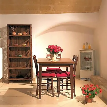 Malandri Bed & Breakfast 4*