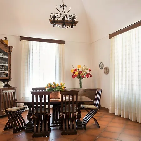 Malandri Bed & Breakfast 4*